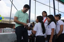 Alcaldía de Sucre entrega 10 mil 500 kits de higiene dental