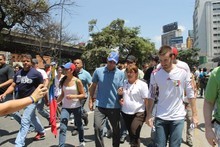 Capriles: "No queremos estallido, golpe o autogolpe&quo...