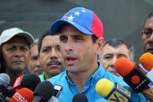 Capriles: Si no defendemos el revocatorio, no hay garantía d...