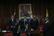 Andrés Schloeter fue juramentado como Presidente del Concejo...