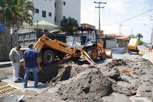 Gobierno de Lechería inició trabajos en la calle Neverí de M...