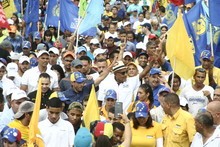 Capriles le exige a Maduro reconocer resultados del 15-O