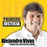 Concejal Metropolitano Alejandro Vivas denunció que su cuent...