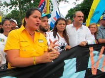Aliana Estrada: Con calle y votos lograremos el cambio