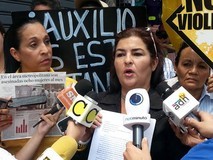 Alicia Figueroa: Gobierno debe incrementar recursos para dot...