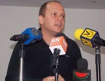 Ángel Medina: "Cerca de 900 mil adolescentes en Venezue...