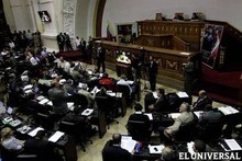 Maduro afirma que si hay que volver a cambiar la Ley de Prec...
