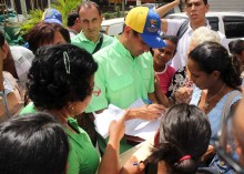 Capriles: Todas las alcaldías y gobernaciones están en una s...