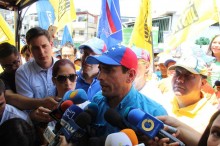 Capriles: Suspender el revocatorio es un golpe constituciona...