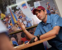 Capriles afirma que programas sociales del Gobierno son insu...