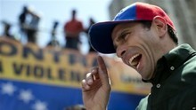 Capriles lamentó deterioro de la democracia tras un año de l...