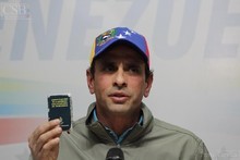 Capriles: Aumento salarial muestra el desespero del Gobierno