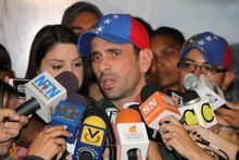 Capriles: Nuestra tarea es sumar personas al cambio definiti...