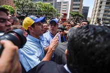 Capriles: La clave de hoy es la participación en la consulta...