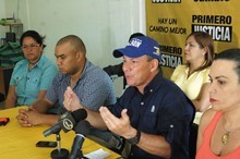 Castro: “No hay ni una calle en Ciudad Guayana que no esté i...