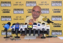 Julio Montoya: Exigimos la renuncia de Nelson Merentes del B...