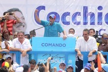 Capriles: Hoy desde Miraflores se dirige la corrupción en el...