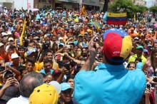Capriles: El salvavidas se lo lanzaremos al pueblo no al gob...