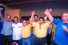 Candidatos de la unidad democrática se inscribieron en Falcó...