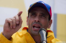 Capriles instó a la Fuerza Armada a defender la Constitución