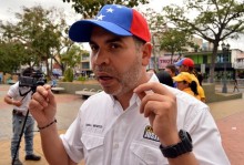 José Antonio Mendoza: Persecuciones a compañeros de la unida...