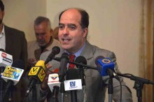 Julio Borges: Ministros deben comparecer ante la Asamblea Na...
