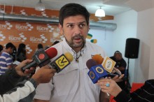 Carlos Ocariz entregó Espacio Recreacional a vecinos de Bole...