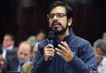 Miguel Pizarro: Parlamentarios de la oposición presentaron a...