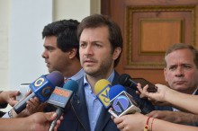 Ramón Muchacho: Maduro pondrá al CNE y al TSJ “a jugar a la ...