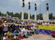 Venezolanos y varios gobiernos rechazan en todo el mundo la ...