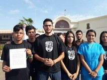 Jóvenes zulianos rechazan detención de manifestantes por raz...