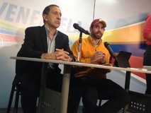 Capriles: Tenemos que arrancar 2017 defendiendo la Constituc...