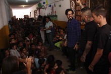 Miguel Pizarro: Chamos de Petare recibieron donaciones de Ta...