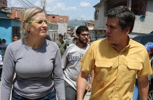 Adriana D’Elia y Rafael Guzmán pidieron a vecinos de Guarena...