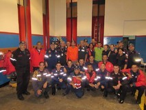 Gobernador de Miranda compartió cena de Navidad con Bomberos...