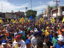 Capriles: Este año revocaremos al Gobierno que tiene al pueb...