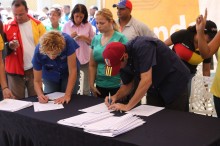 Gobierno de Miranda ha financiado más de Bs 164 millones en ...