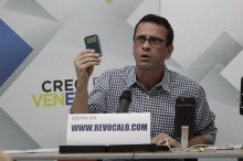 Capriles asegura que las firmas se recogerán “en horas” y co...