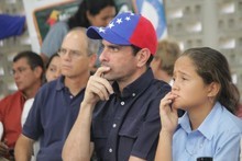 Capriles invitó a jóvenes a ser críticos y generar preguntas