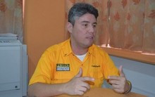 Carlos Chacón: Reactivación de las casas de cambio continuar...