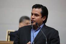 Carlos Paparoni: Por cada Clap que entrega el gobierno podrí...