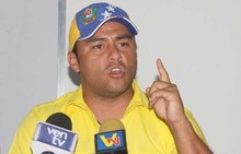 Conrado Pérez Linares: "Los corruptos atacan a Capriles...