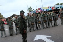 Diputados del Zulia "madrugaron" a la Guardia Naci...
