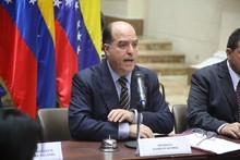 Julio Borges fue recibido en el Congreso británico
