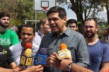 Ocariz entregó a la Universidad Monteávila espacio deportivo...