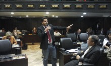Jony Rahal: El Gobierno podrá perseguir y reprimir pero el r...