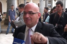 José Antonio España: La Constitución y el pueblo revocan a M...
