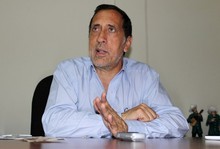 José Guerra a Maduro: No puedes atacar mafias acabando con l...