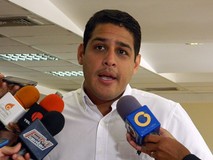 José Manuel Olivares: Familiares de los niños del J.M de los...