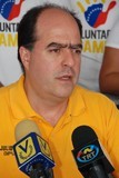 Julio Borges a empleados públicos: "El voto es completa...